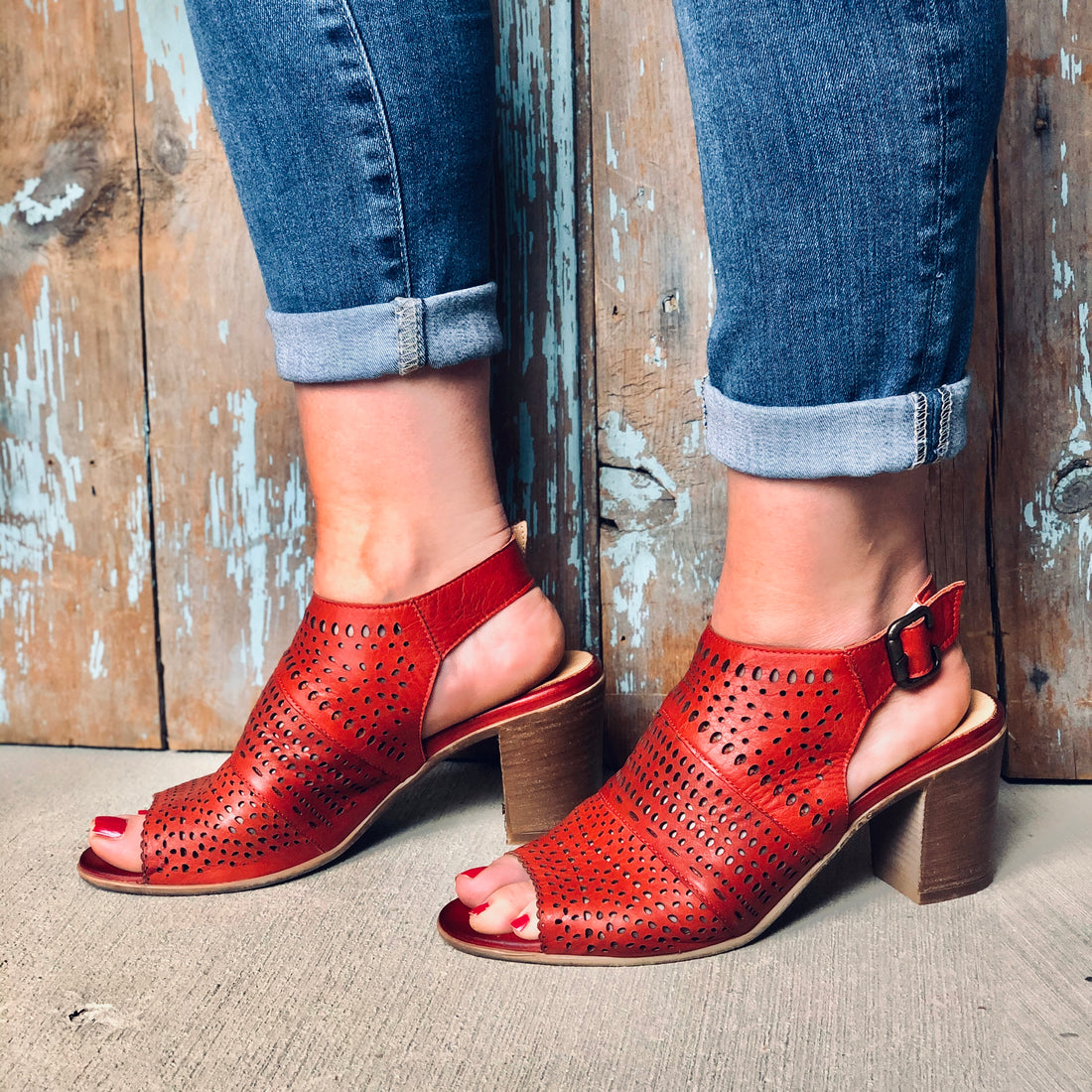 Finding the Perfect Bunion Friendly Shoes, plum-bottom