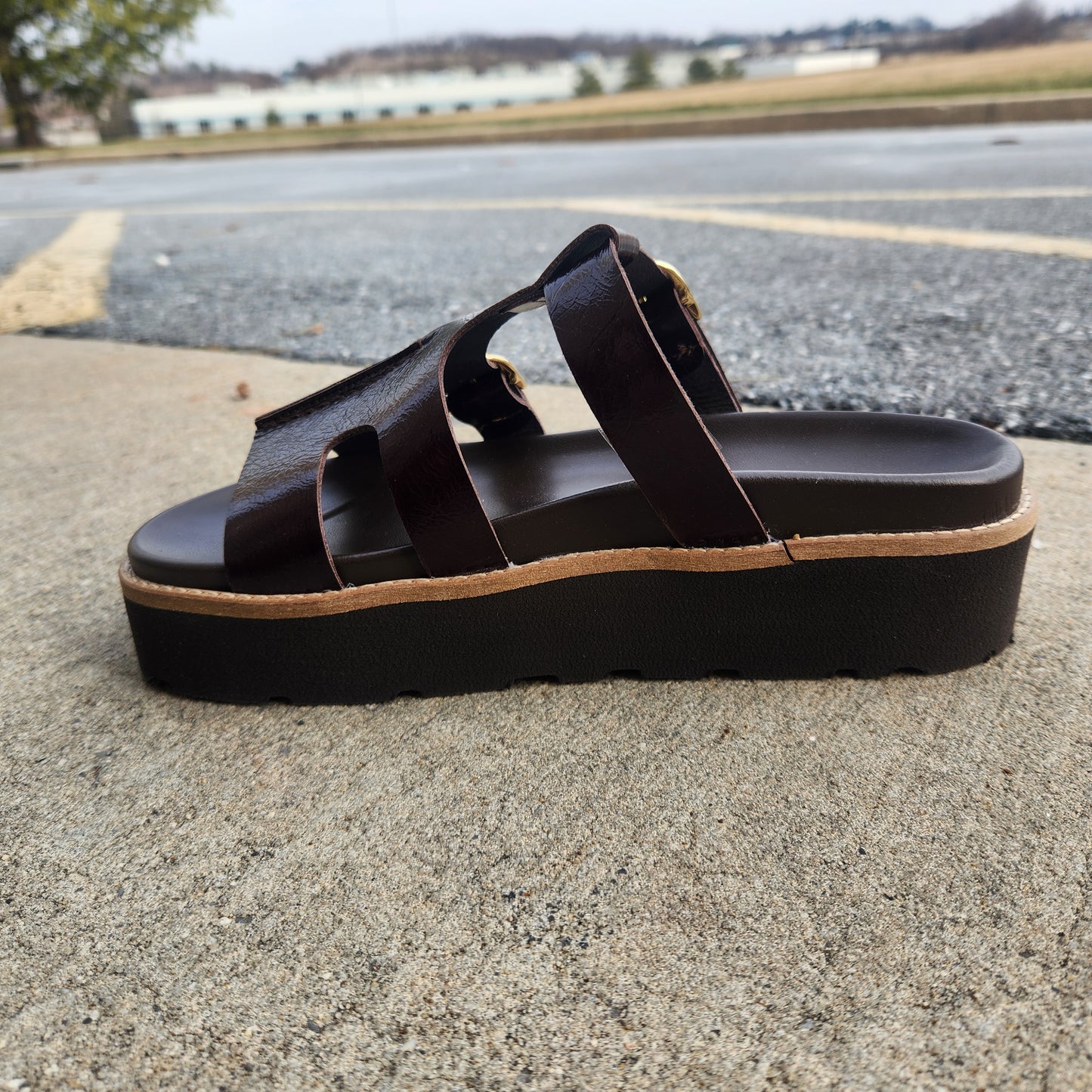 ERIC MICHAEL Nedra Platform Sandal