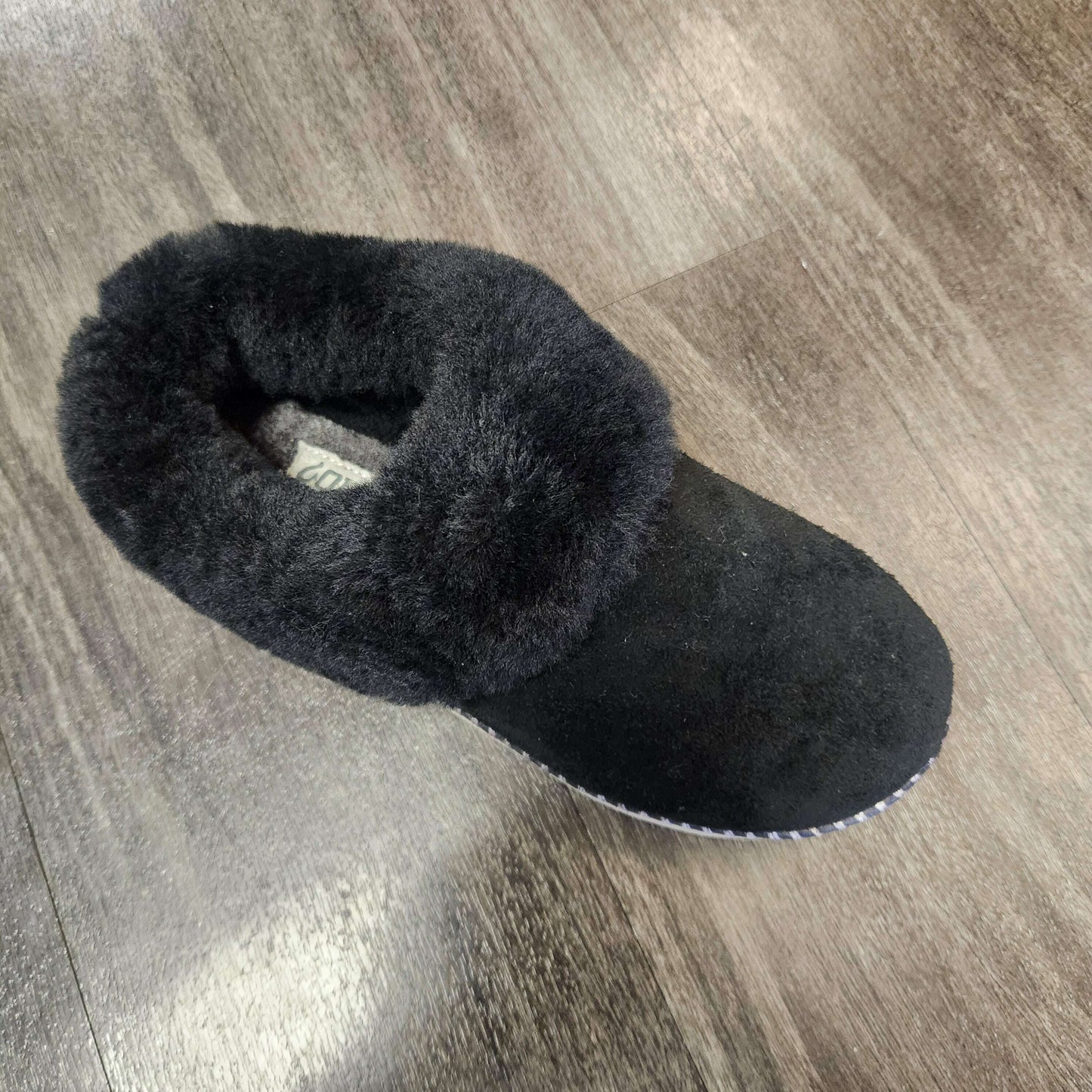 olukai--kuislippersolukaiplum-bottom-35085061