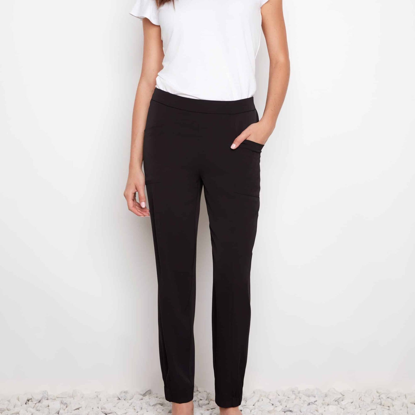 UP! 68868 Vegan Silk Jogger Black