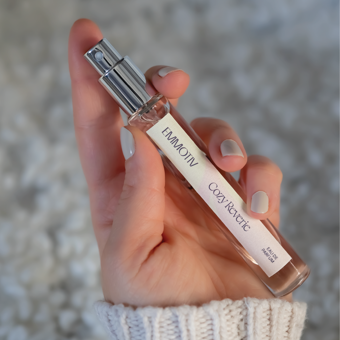 Emmotiv - Emmotiv Cozy Reverie Eau de Parfum | 8 ML Travel Spray