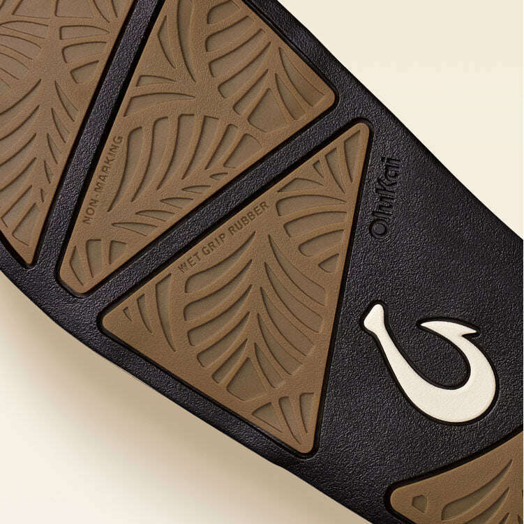 olukai---ani---mood-indigosandalsolukaiplum-bottom-33822687