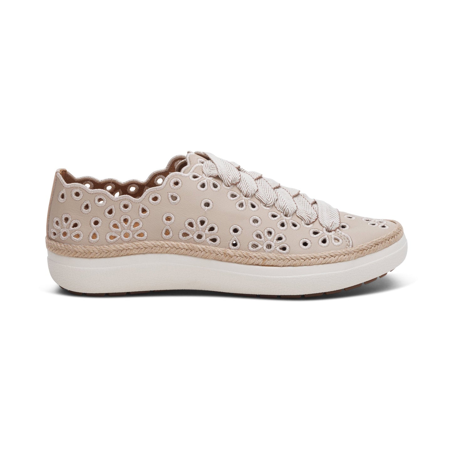 AETREX - CHARLOTTE LACE UP SNEAKER - Tan