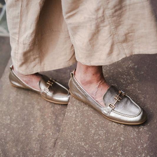 hispanitas---bombay-moccasin---metallicloafershispanitasplum-bottom-34463636