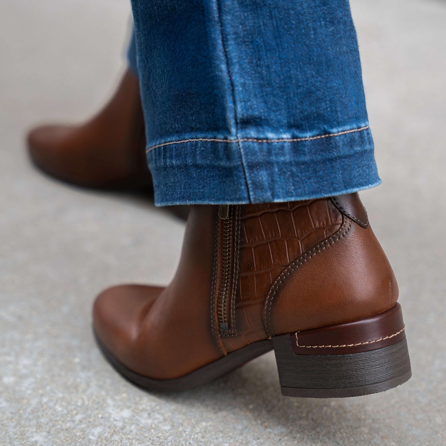 pikolinos-malaga-w6w-8968c1bootspikolinosplum-bottom-34477239