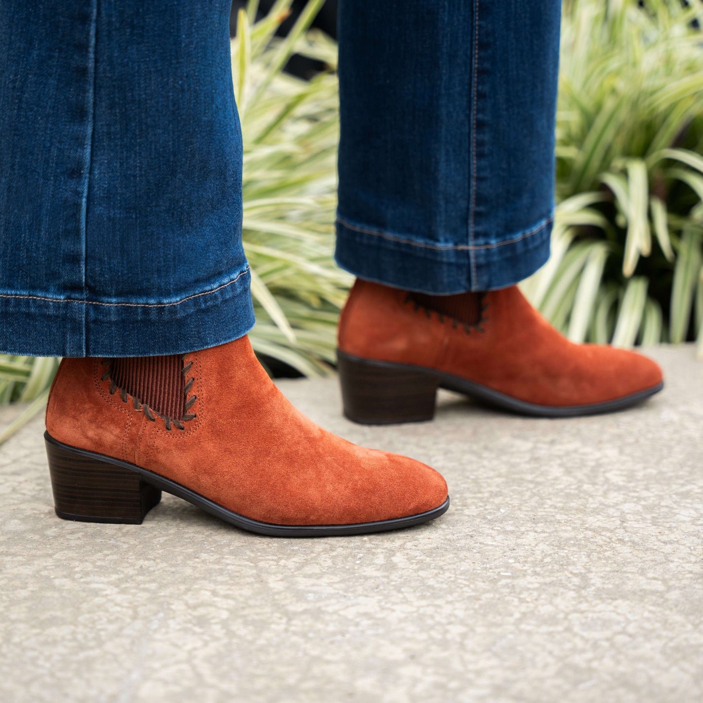 naot-traditionbootsyaleetplum-bottom-34477235