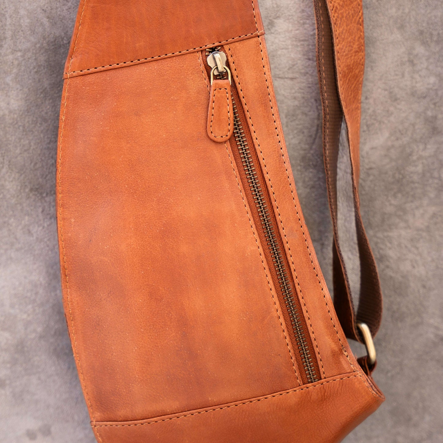 milo---grazia---black-tanaccessoriesmiloplum-bottom-34463920