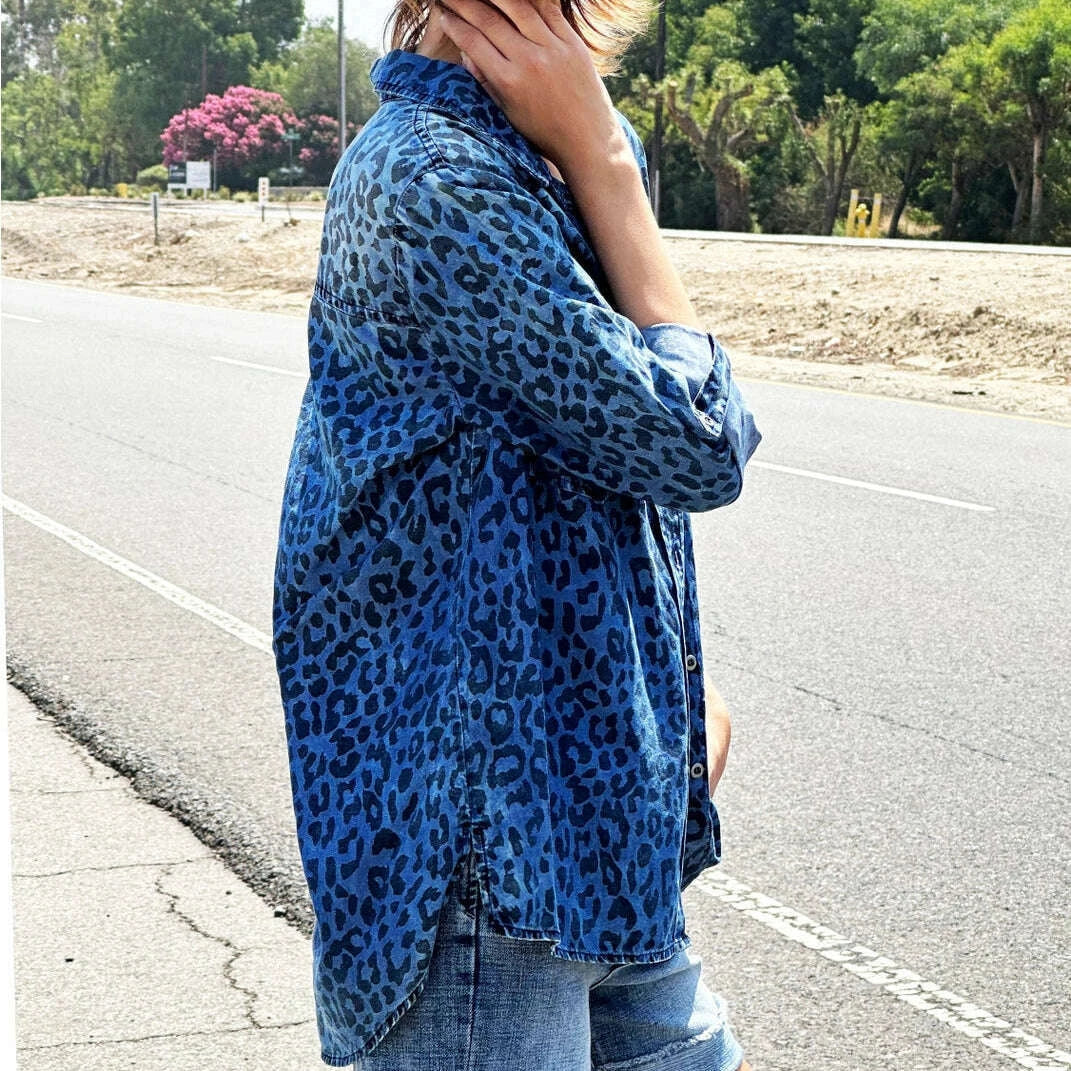 billy-t--classic-shirt---blue-leopardclothingbilly-tplum-bottom-34517911