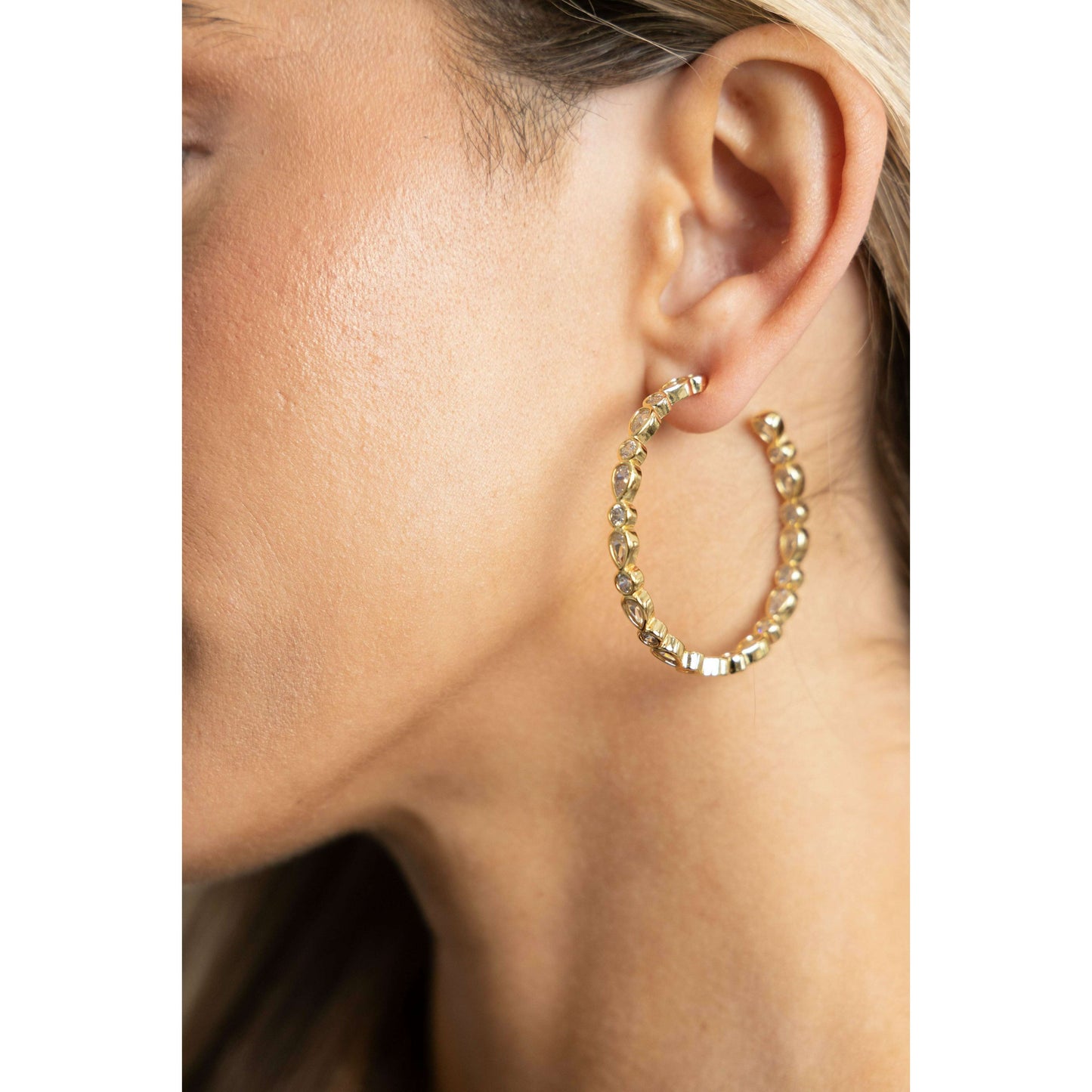 sahira--cassidy-hoopaccessoriessahira-jewelryplum-bottom-34483157
