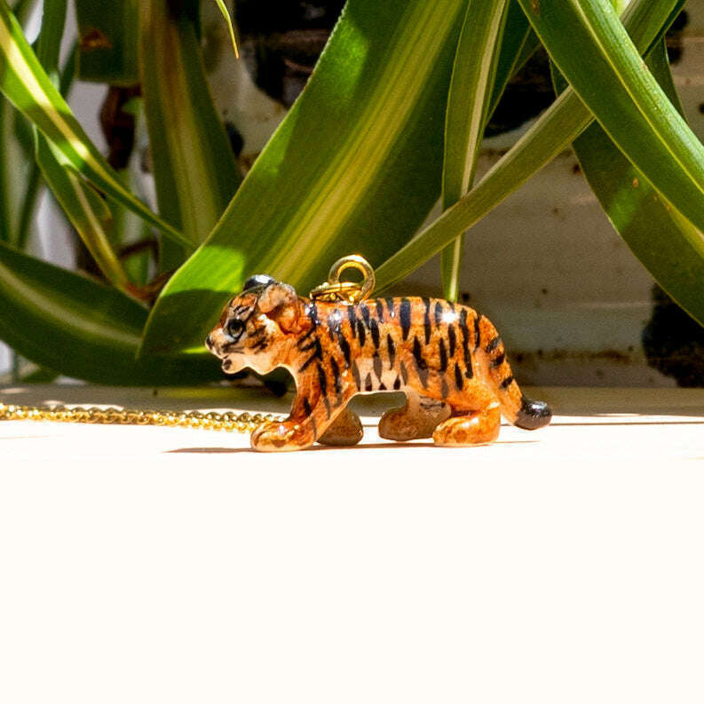 peter-june---tiny-tiger-necklaceaccessoriespeter-juneplum-bottom-34270006