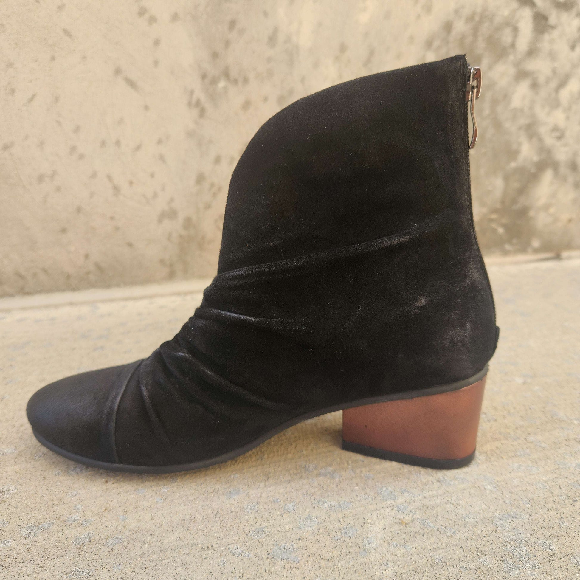 Antelope - Niara, Boots, Antelope, Plum Bottom