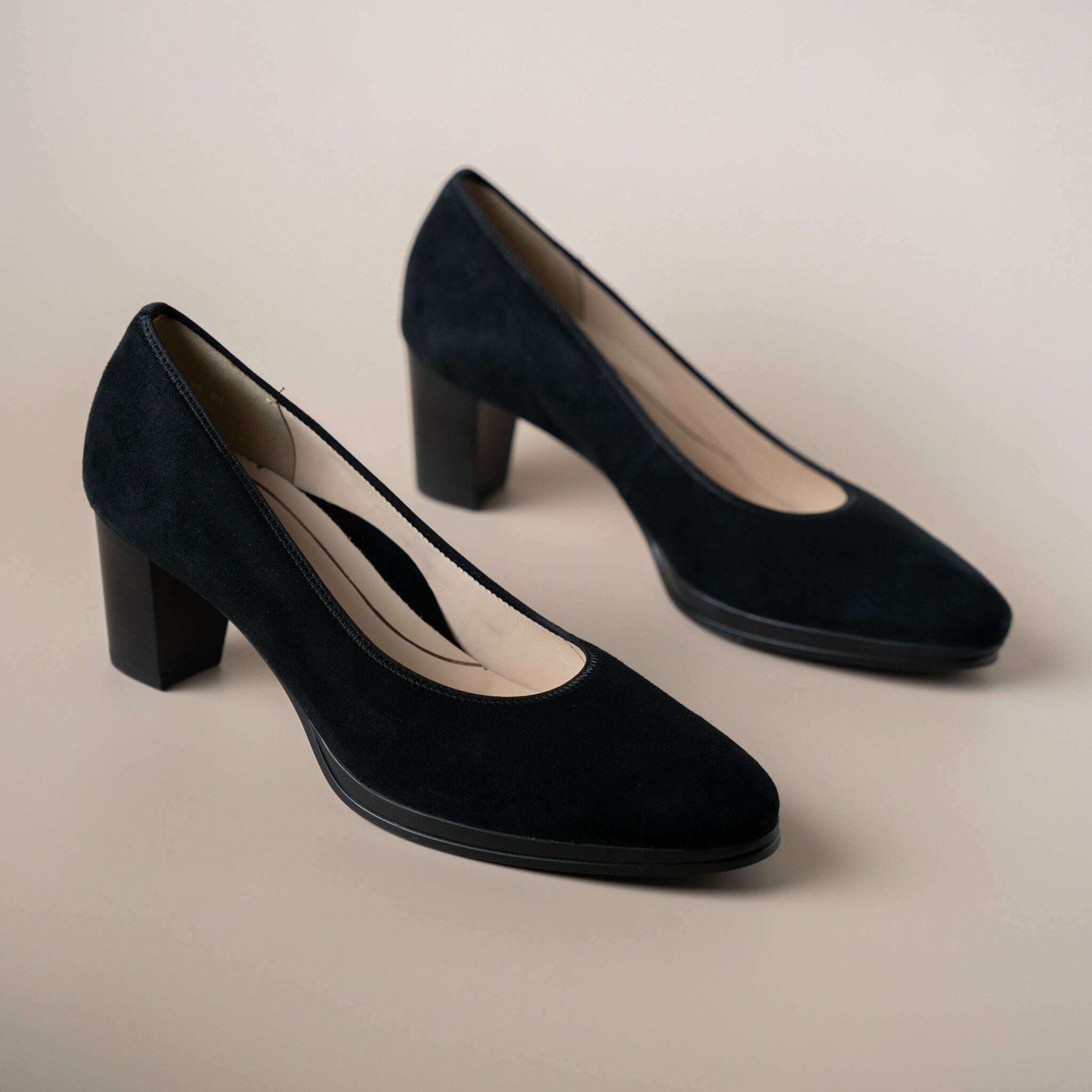 Ara - Ophelia Black Suede, pumps, Ara, Plum Bottom