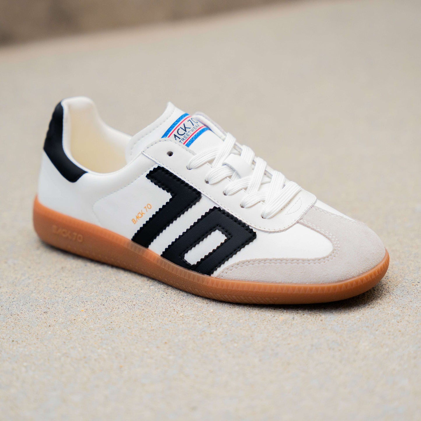 BACK 70 - Cloud in Black & White, Sneakers, BACK 70, Plum Bottom