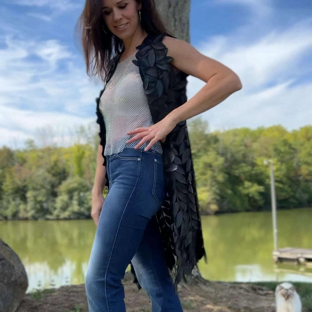 ellyndale---long-leaf-vest---blackclothingellyndale-company-llcplum-bottom-34483110