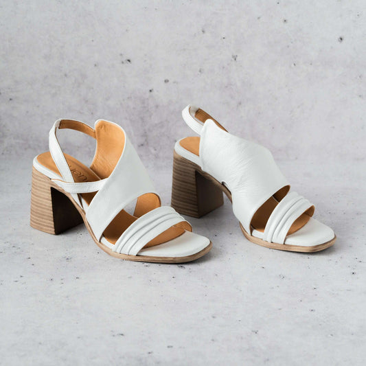 Bueno - Jinny - White Leather, Sandals, Bueno, Plum Bottom