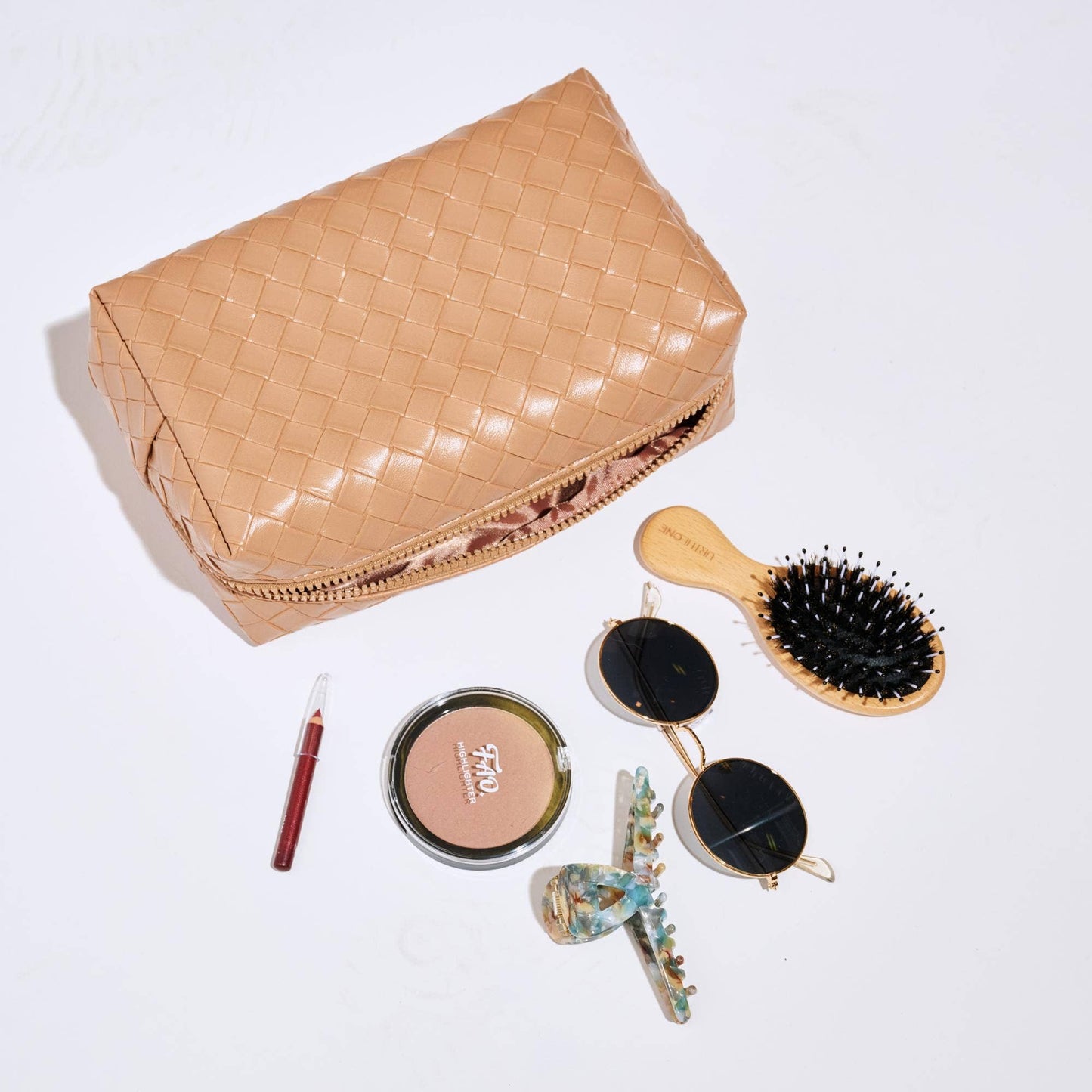 Urban Expressions - Weave & Wander Cosmetic Pouch: Black