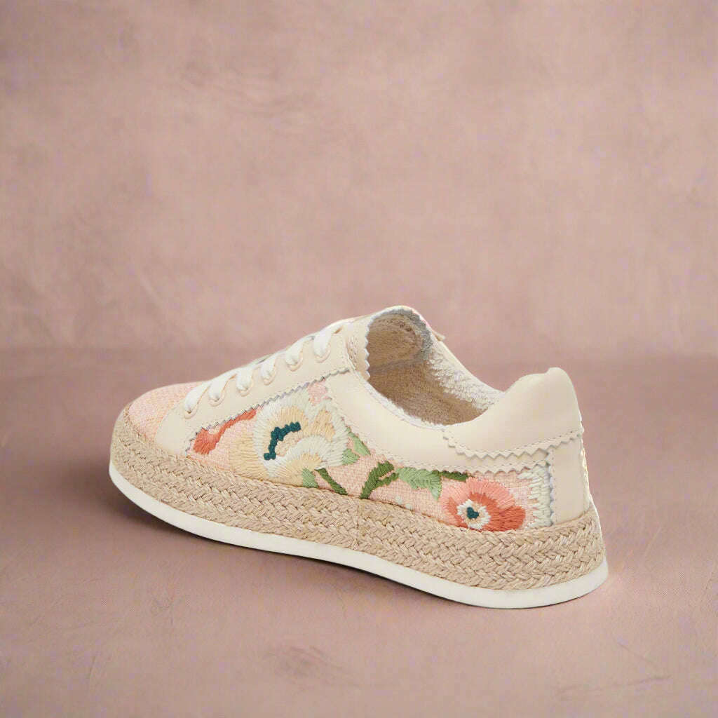 DOLCE VITA - Azalia - Pink Floral Raffia*, Sneakers, Dolce Vita, Plum Bottom