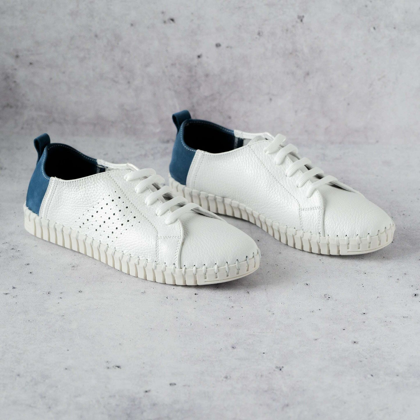 ERIC MICHAEL - Brandie, Sneakers, Eric Michael, Plum Bottom