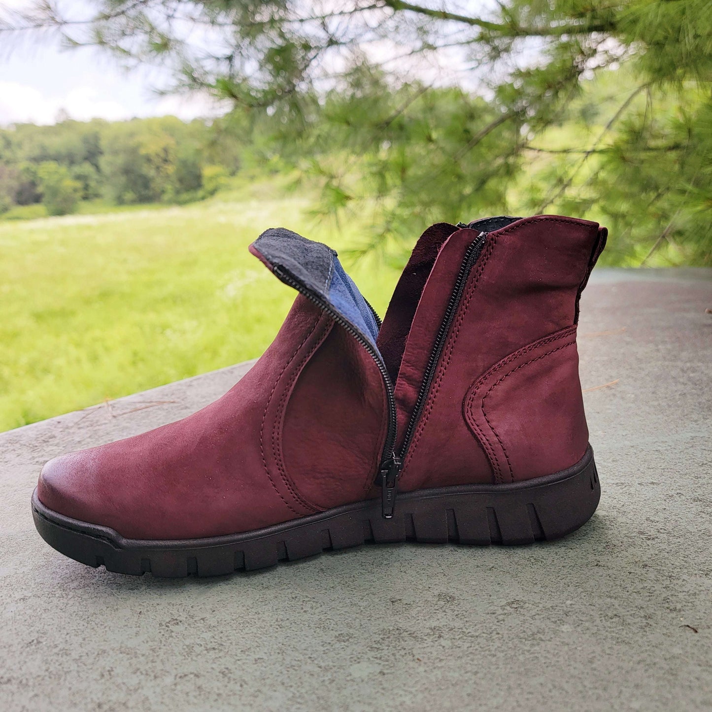 Eric Michael - Erie, Boot, Eric Michael, Plum Bottom