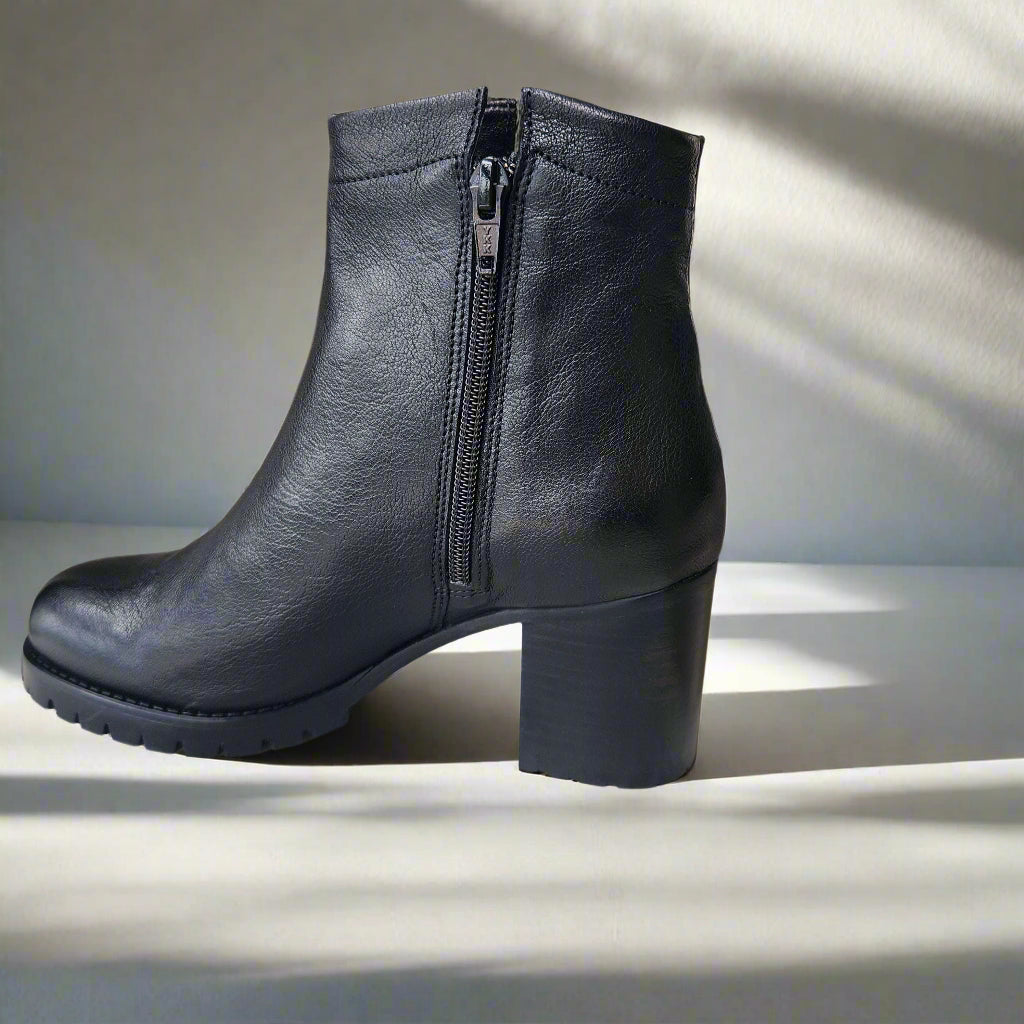 Eric Michael - Jocelyn, Boot, Eric Michael, Plum Bottom