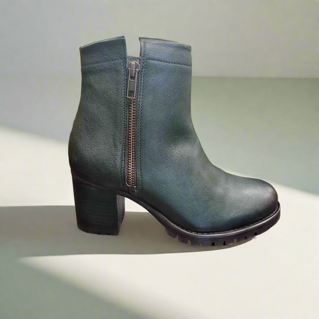 Eric Michael - Jocelyn, Boot, Eric Michael, Plum Bottom