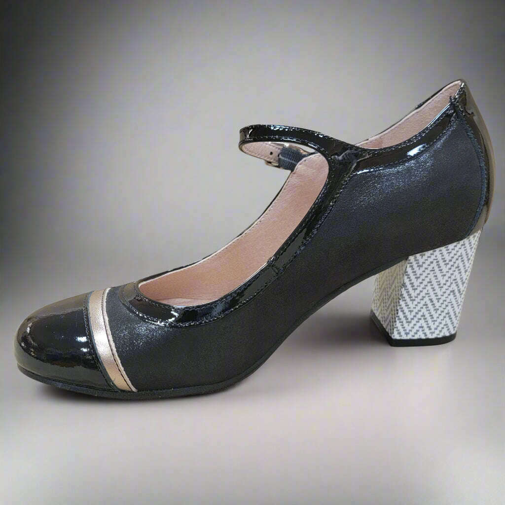 FLUCHOS - Rodin D9092 in Black & Crema, Pumps, FLUCHOS, Plum Bottom