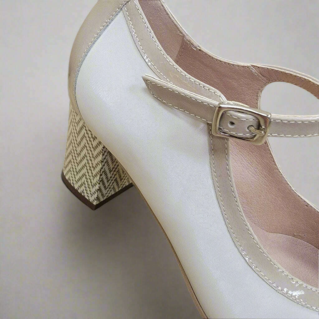 FLUCHOS - Rodin D9092 in Black & Crema, Pumps, FLUCHOS, Plum Bottom