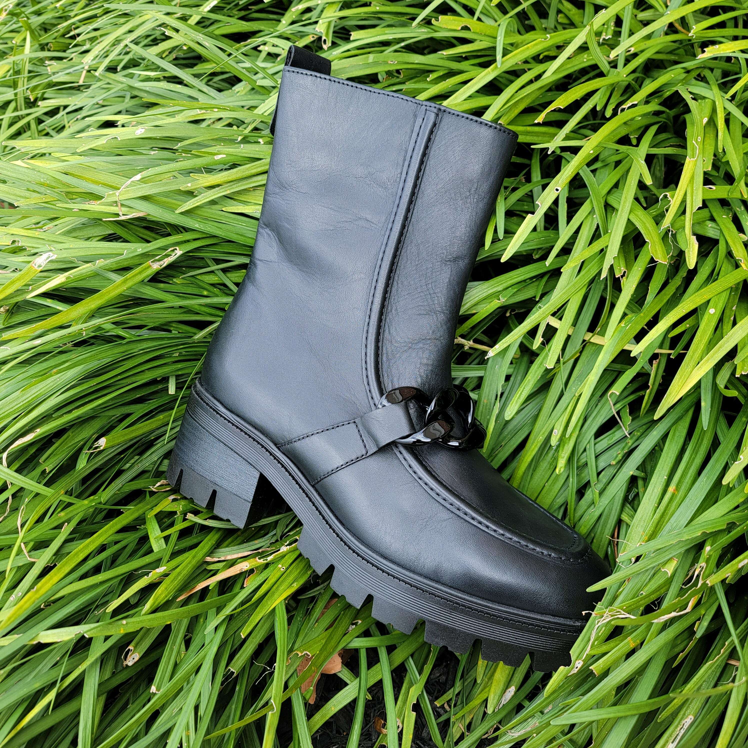 spring step vanish snow boot