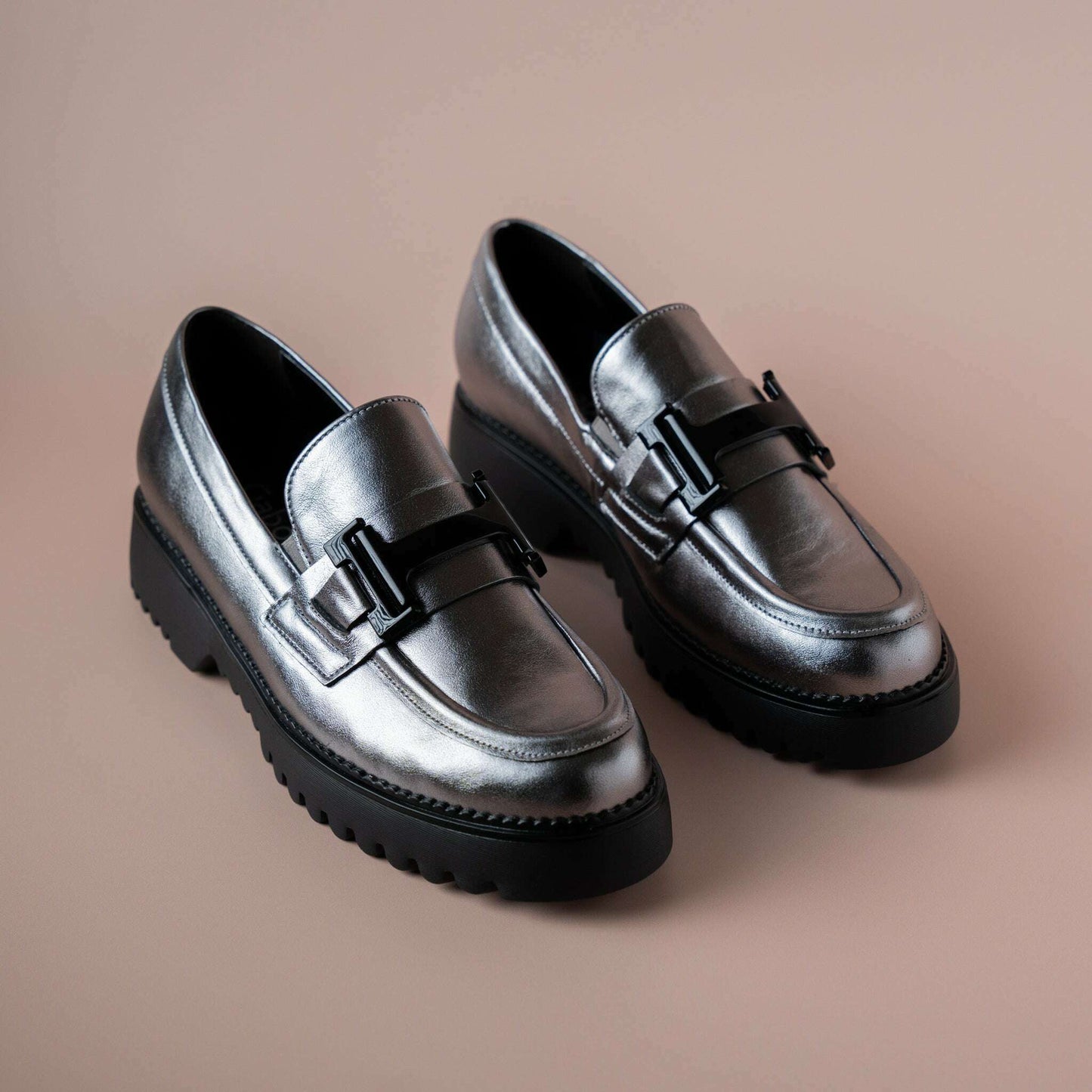 Gabor - 52.452.89 Loafer in Silver, Loafers, Gabor, Plum Bottom