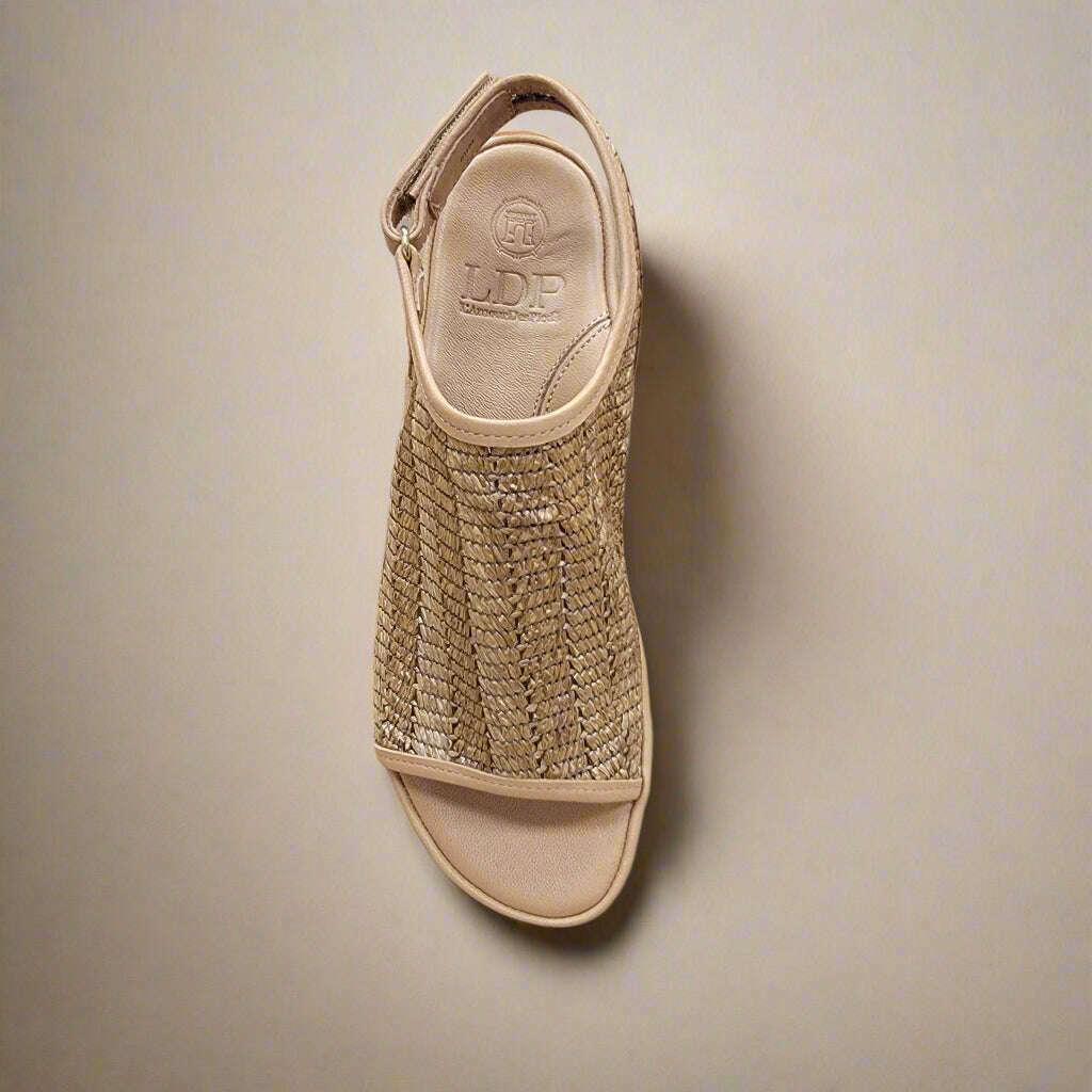 L'AMOUR DES PIEDS - Ashwin - Natural Rafia, Sandals, L'amour Des Pieds, Plum Bottom