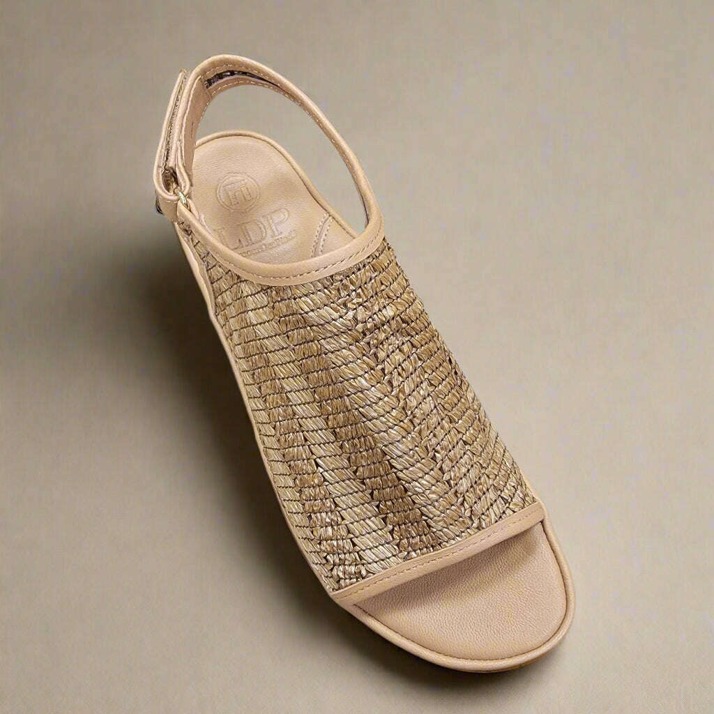 L'AMOUR DES PIEDS - Ashwin - Natural Rafia, Sandals, L'amour Des Pieds, Plum Bottom