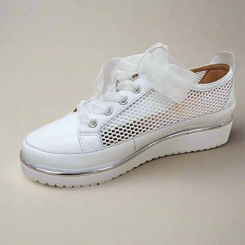 L'AMOUR DES PIEDS - Zafira - White, Sneakers, L'amour Des Pieds, Plum Bottom