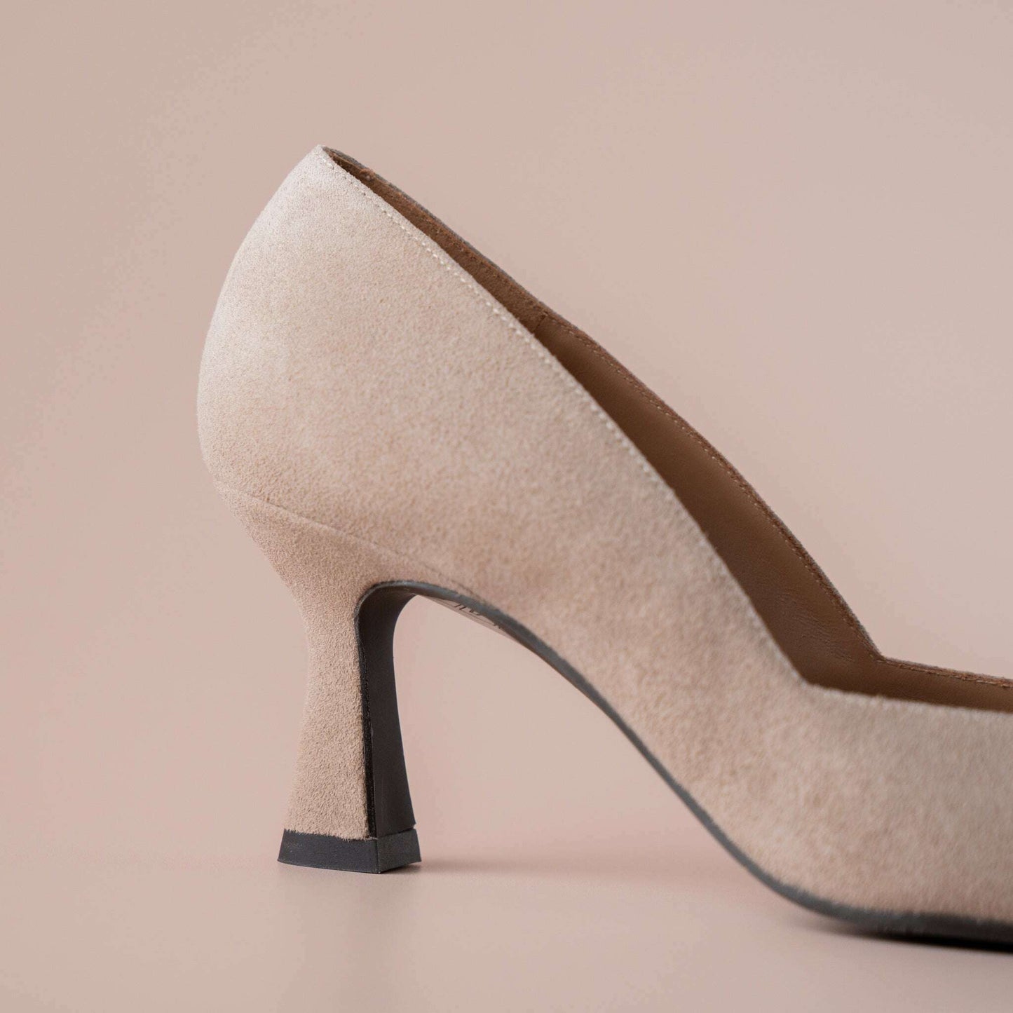 LODI - Genius - Stone Suede, Pumps, LODI, Plum Bottom
