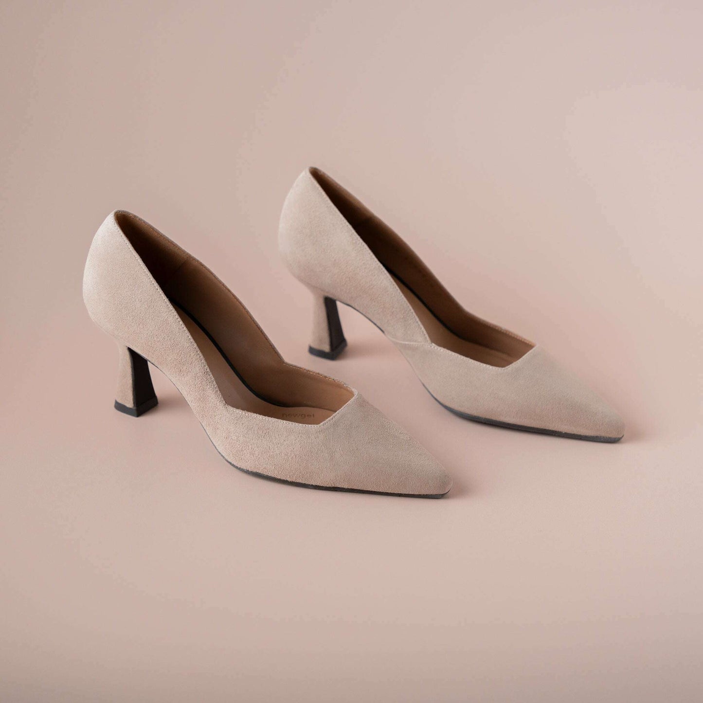 LODI - Genius - Stone Suede, Pumps, LODI, Plum Bottom