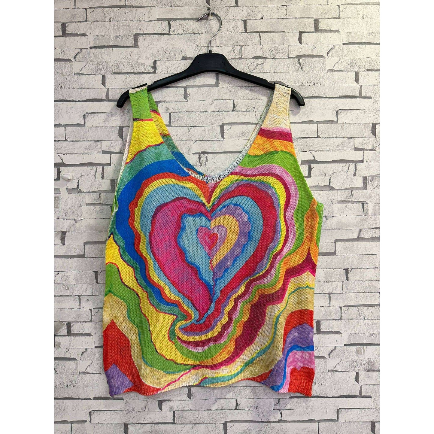LOOWIE - Z757 Yellow Heart V-Neck Printed Sweater Sleeveless LOOWIE, Sweater, LOOWIE, Plum Bottom