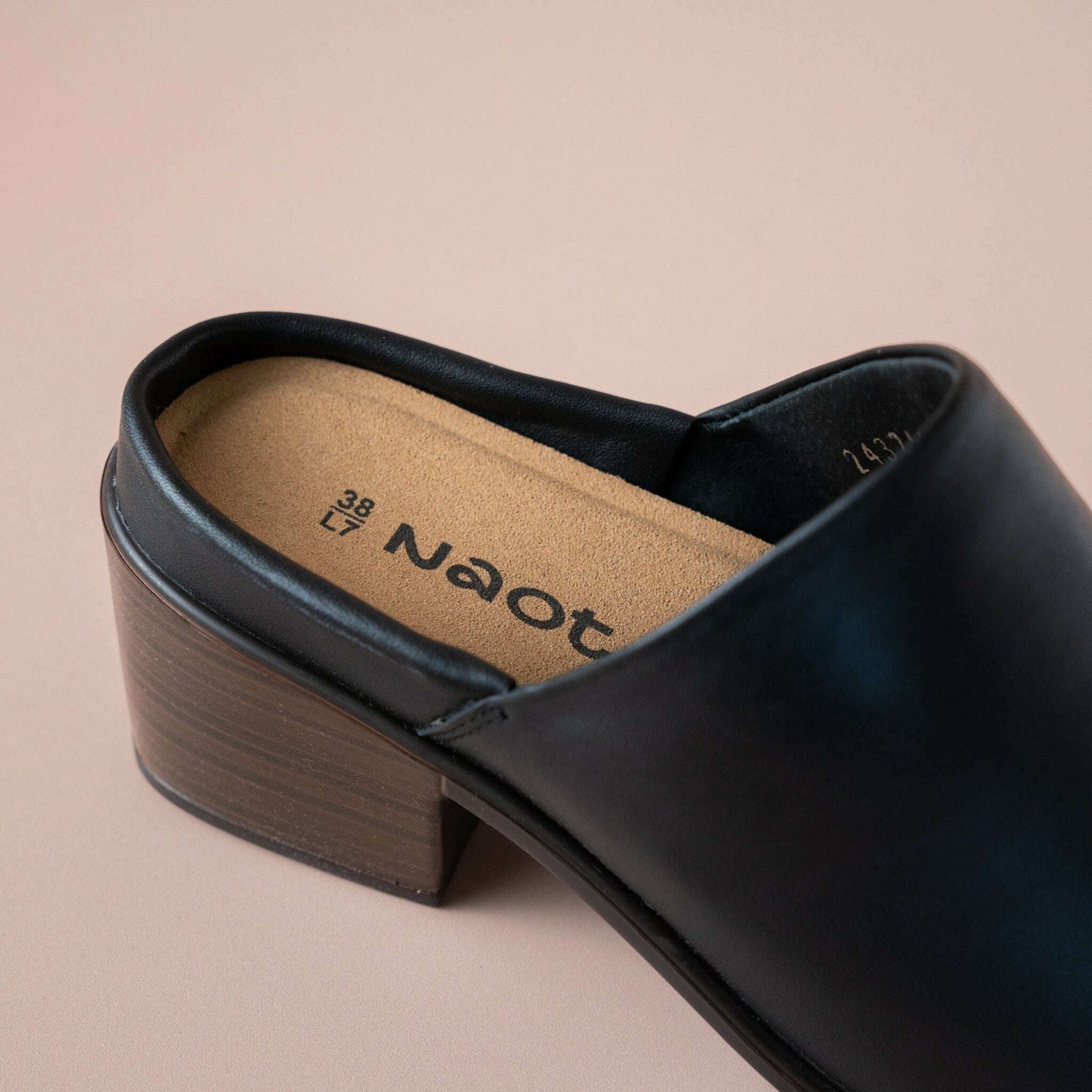 Naot - Dedicate, Slides, Yaleet, Plum Bottom