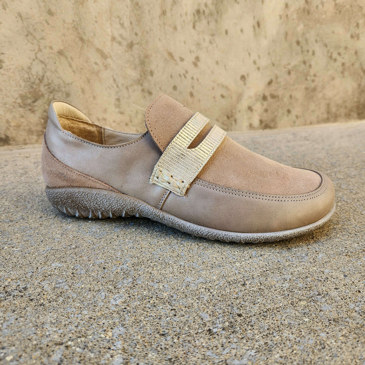 NAOT Kiso shoe