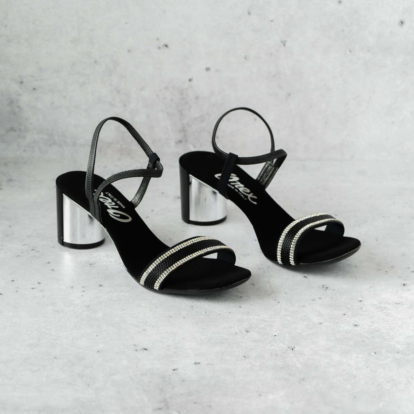 Onex - Carley, Evening, Onex, Plum Bottom