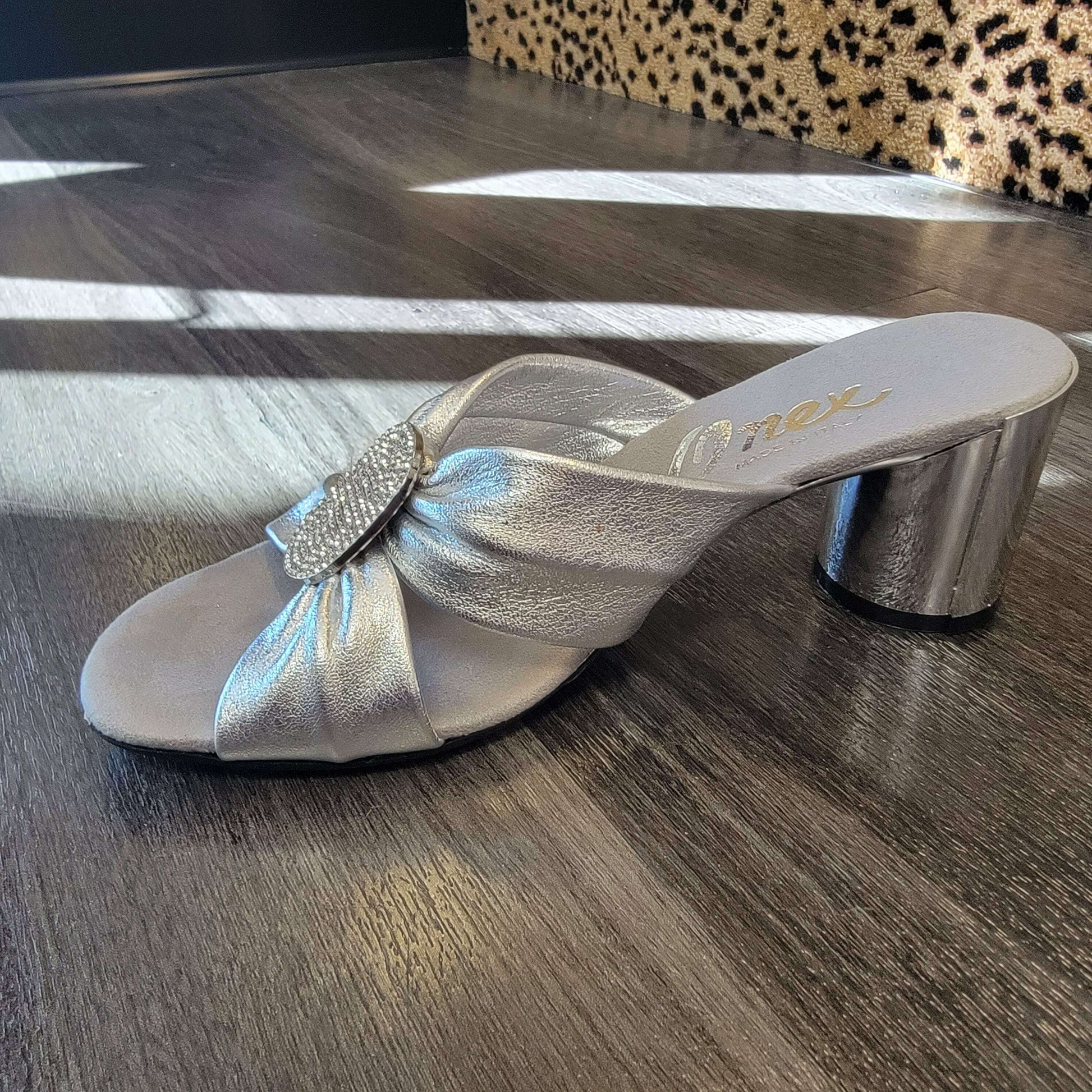 ONEX - DIONA - Silver, Sandals, Onex, Plum Bottom