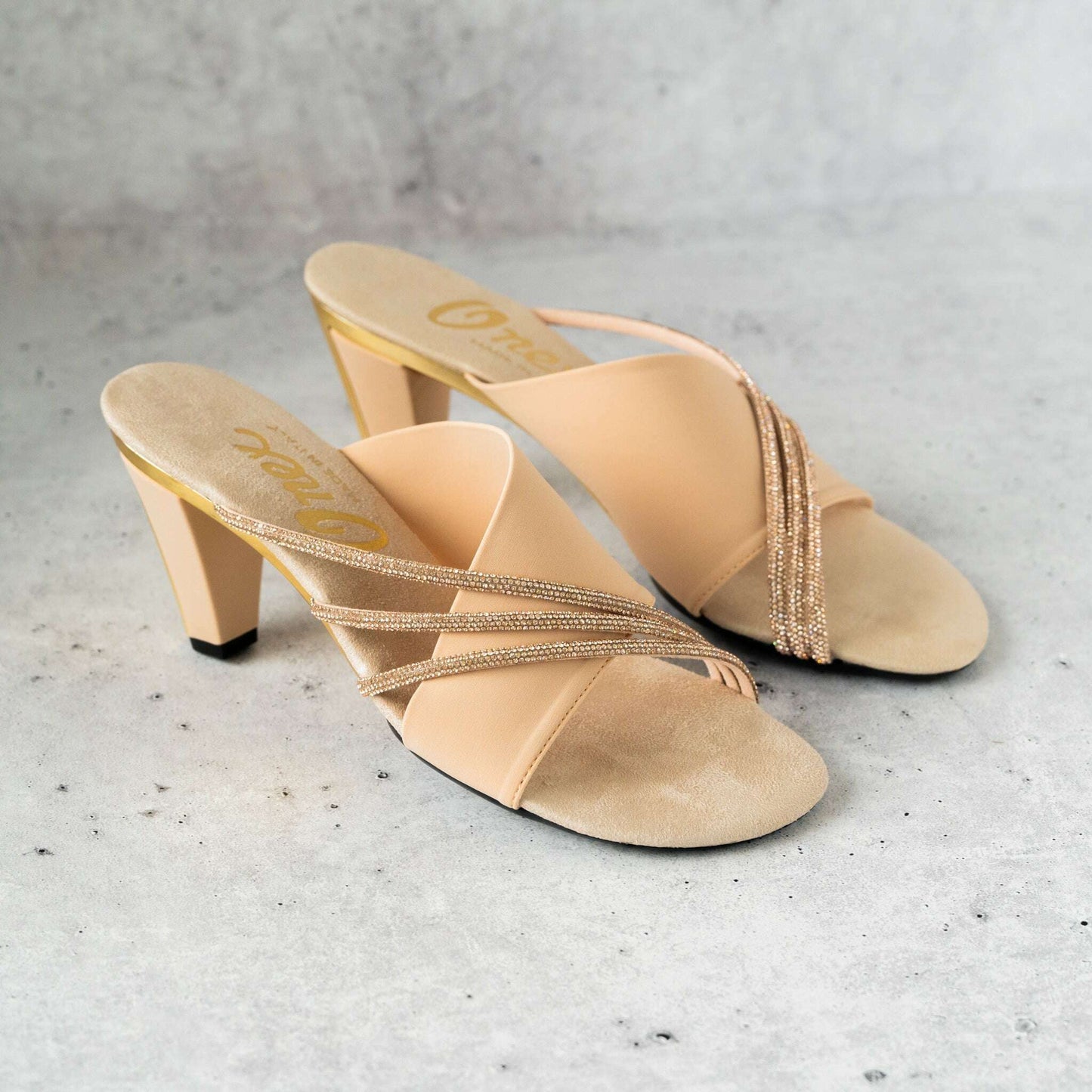Onex - Havana, Evening, Onex, Plum Bottom