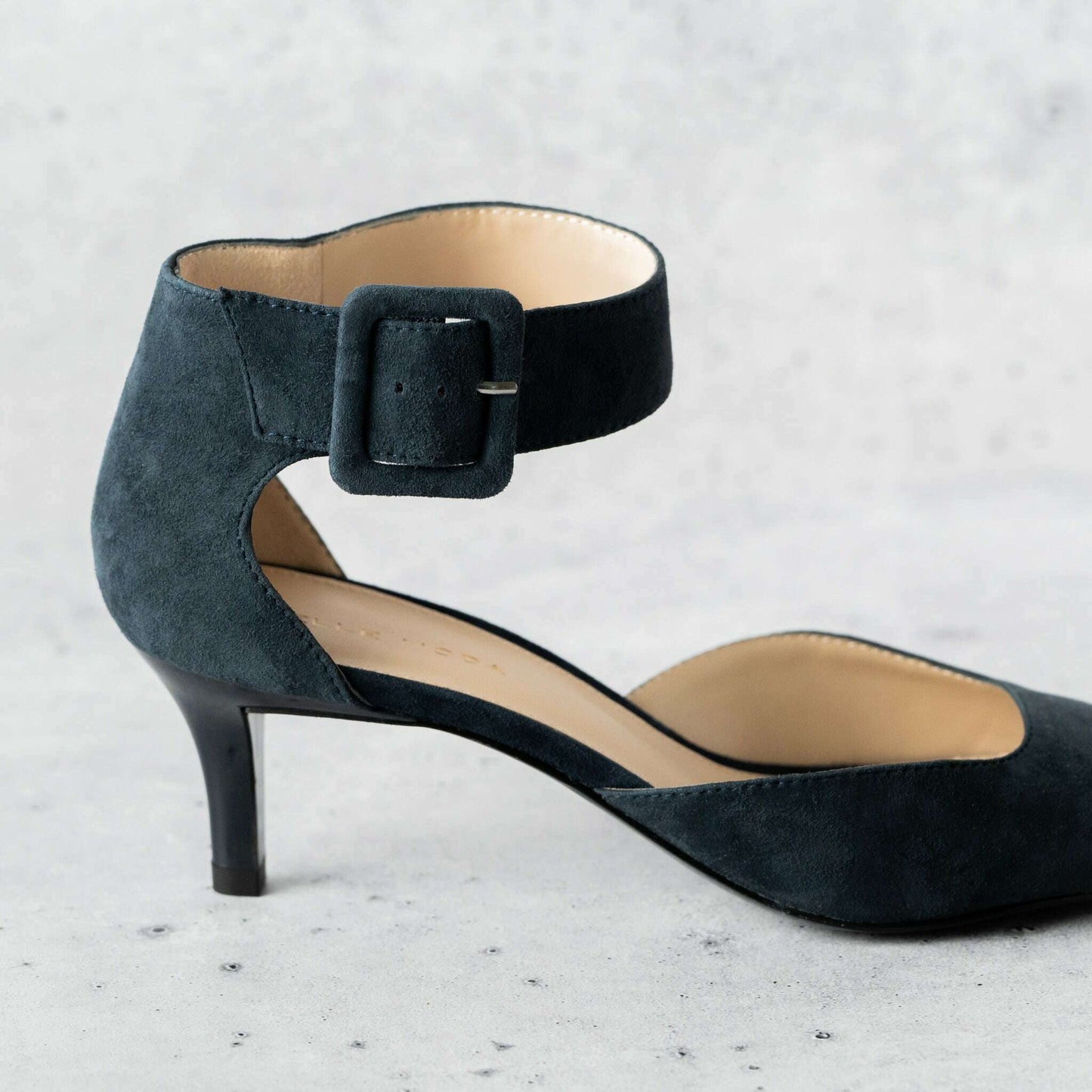 Pelle Moda - Berlin, Pumps, Pelle Moda, Plum Bottom