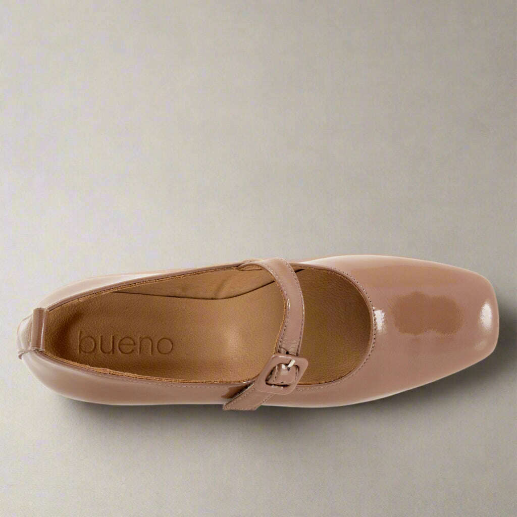 BUENO - Eliana, Flats, Bueno, Plum Bottom