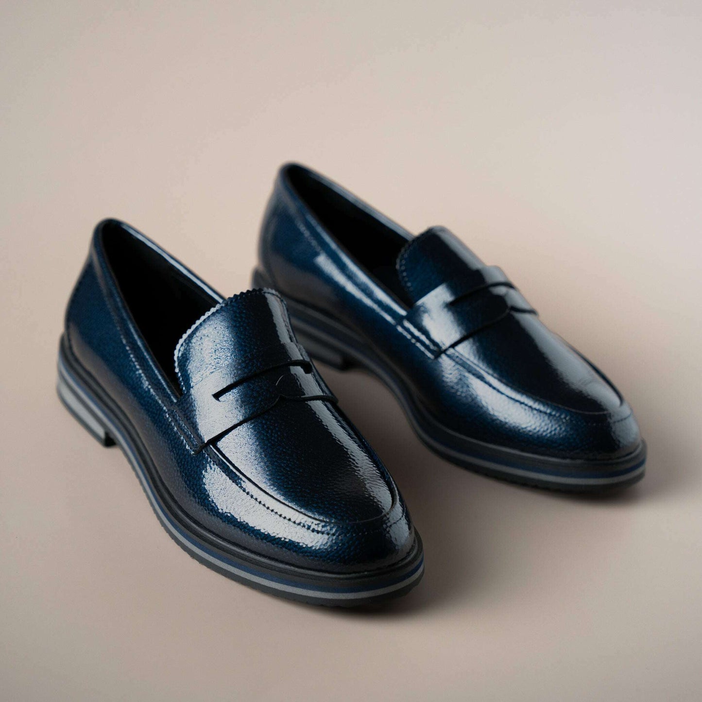 Regarde le Ciel - Berta 01, Loafers, Regarde le Ciel, Plum Bottom