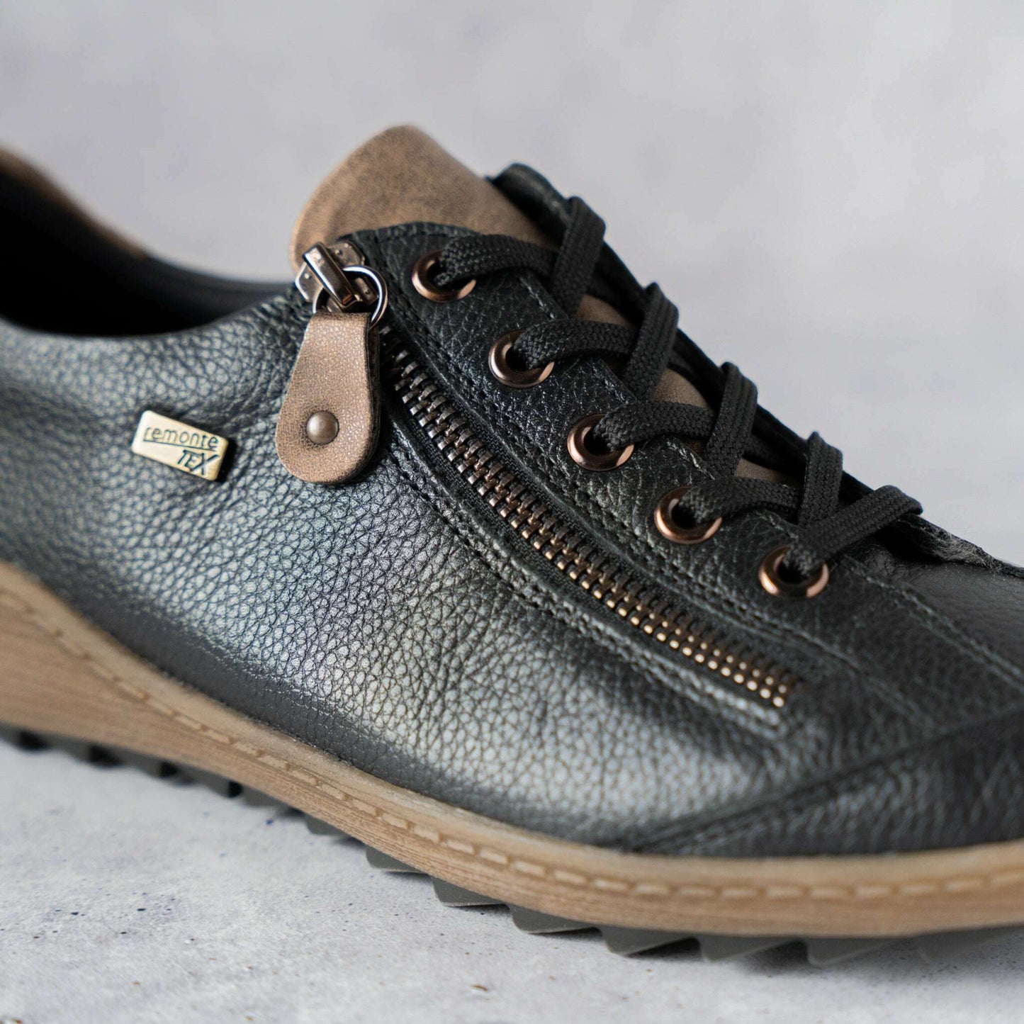 Remonte - R1402-08 - Black/Bronze, Sneakers, Remonte, Plum Bottom