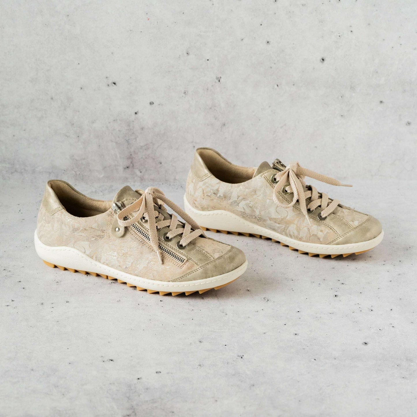 REMONTE - R1402-62 in Pearl Beige, Sneakers, Remonte, Plum Bottom