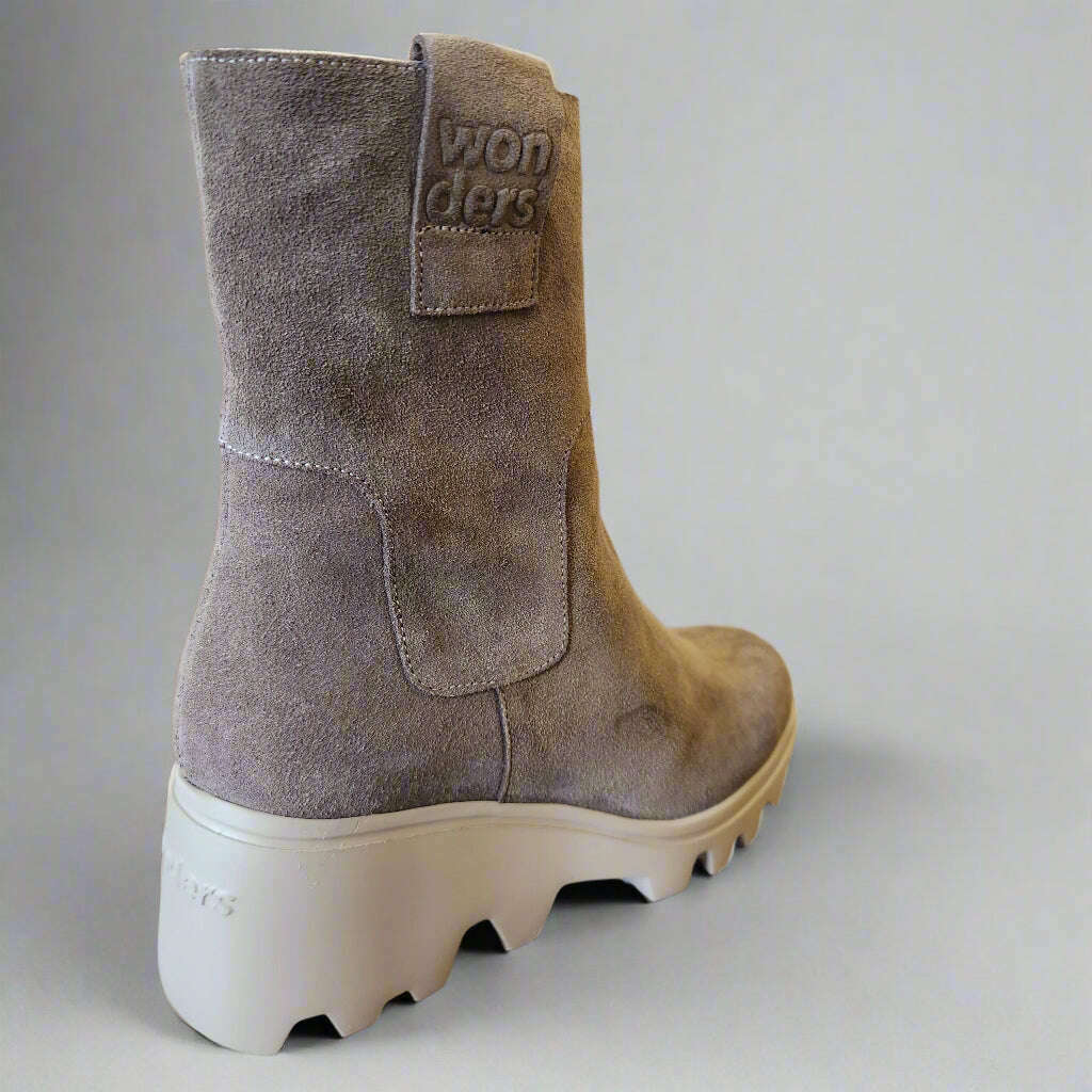 wonders-g-7022bootswondersplum-bottom-34086552