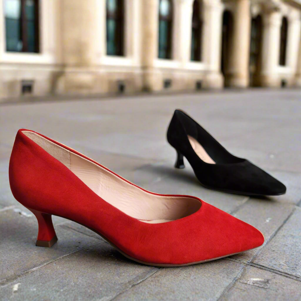 CAPELLI ROSSI Eliana in Red or Black Suede