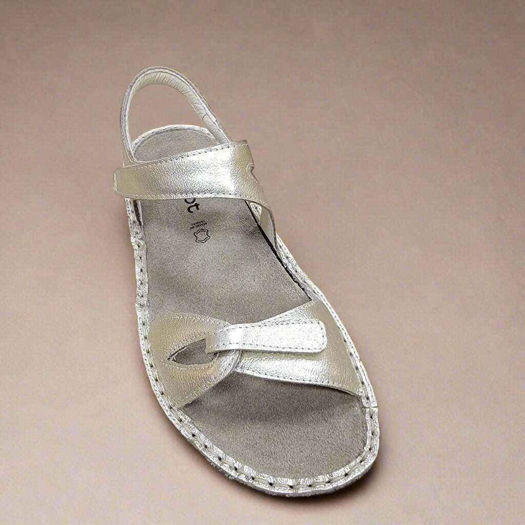 naot---evora---gold-radiantsandalsyaleetplum-bottom-33653117