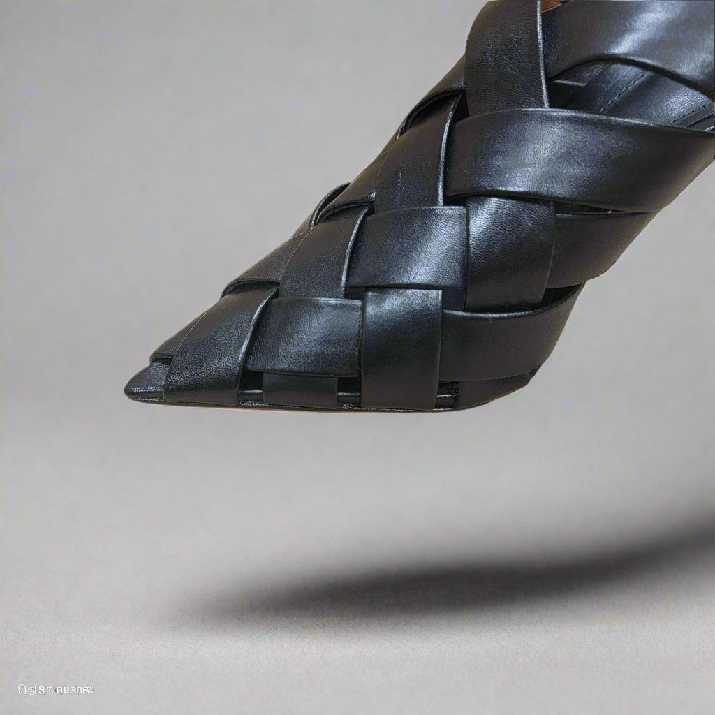 schutz-pietrashoesschutzplum-bottom-34270131