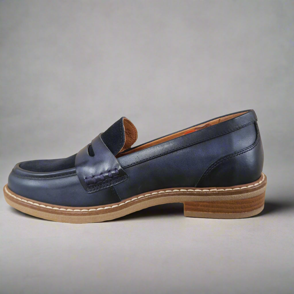 PIKOLINOS Aldaya Loafer in Navy